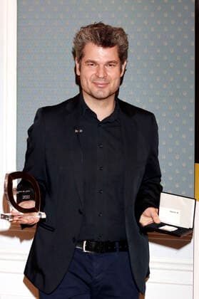 Nikolas Migut award winner category Charity Initiative , at the award ceremony MacherInnen des Jahres 2020 at the Atlantic Hotel Hamburg, 14 12 2020 Foto:xgbrcix xFuturexImage