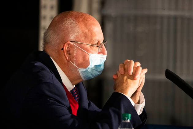 December 15, 2020, Bloomington, Indiana, United States: CDC director Robert Ray Redfield Jr. wearing a face mask participates in a round table discussion at Catalent Biologics, where COVID vaccine vials are being filled, Tuesday. Bloomington United States - ZUMAs197 20201215_zaa_s197_124 Copyright: xJeremyxHoganx