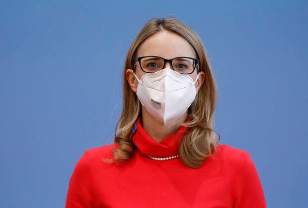 Prof Dr Alena Buyx, Chairperson, Germany, Berlin, Federal Press Conference, Topic Minimum level of social contact in long-term care during the Covid 19 pandemic Recommendation of the German Ethics Council