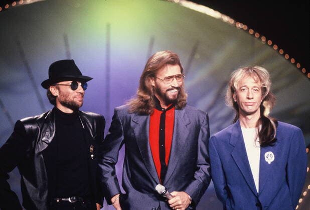 die Bee Gees, Popgruppe - Maurice Gibb, Barry Gibb und Robin Gibb bei der Aufzeichnung zu Stars und Sensationen im Phantasialand am 15.04.1992 *** the Bee Gees, pop group Maurice Gibb, Barry Gibb and Robin Gibb at the recording of Stars and Sensations at Phantasialand on 15 04 1992