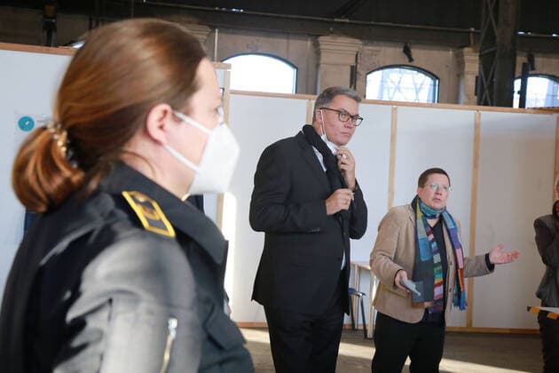 18 12 2020 Dortmund The City of Dortmund has set up its Corona Vaccination Centre in the Warsteiner Music Hall, on the site of the former Hoesch blast furnace plant on Phoenix West The medical procedures and logistics of
