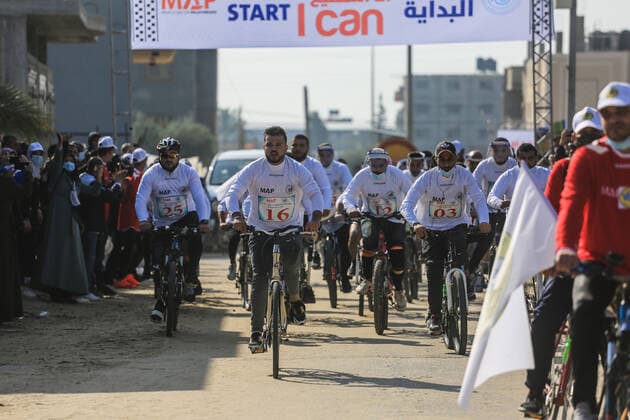 December 21, 2020, Central The Gaza Strip, The Gaza Strip, Palestine: Palestinian athlete with disabilities or amputee take part in a bicycle race in the central of the Gaza Strip. Central The Gaza Strip Palestine - ZUMAq100 20201221_zaa_q100_031 Copyright: xMahmoudxKhattabx