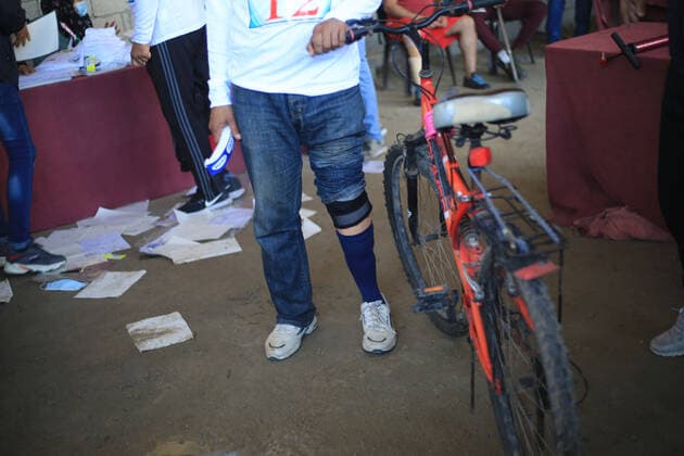 December 21, 2020, Central The Gaza Strip, The Gaza Strip, Palestine: Palestinian athlete with disabilities or amputee take part in a bicycle race in the central of the Gaza Strip. Central The Gaza Strip Palestine - ZUMAq100 20201221_zaa_q100_034 Copyright: xMahmoudxKhattabx
