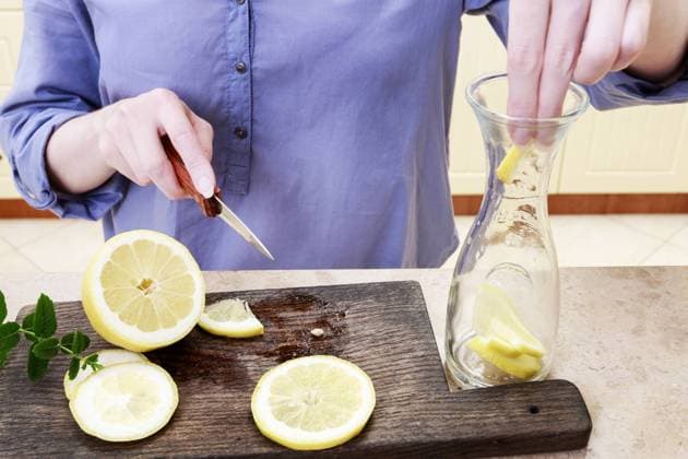 How to make lemonade, step by step, tutorial. Healthy food  BEW1D646015