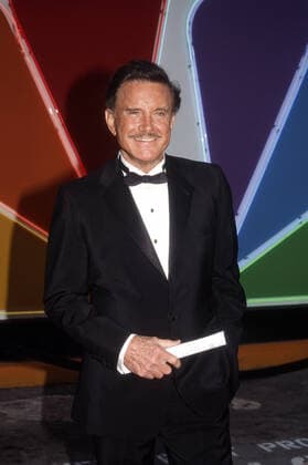 Cliff Robertson at the 1st Annual Screen Actors Guild Awards in Universal City, CA, February 25th, 1995 File Reference 34000-1677PLTHA Los Angeles CA  Copyright: xCinemaxLegacyxCollection ThexHollywoodxArchivex 340001677PLTHA