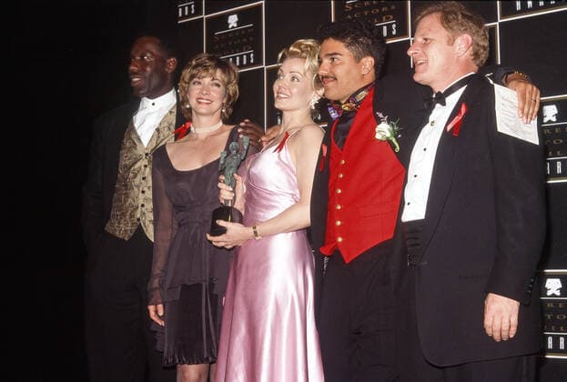 James McDaniel, Sharon Lawrence, Gail O Grady, Nicholas Turturro, Gordon Clapp at the 1st Annual Screen Actors Guild Awards in Universal City, CA, February 25th, 1995 File Reference 34000-1685PLTHA Los Angeles CA  Copyright: xCinemaxLegacyxCollection ThexHollywoodxArchivex 340001685PLTHA