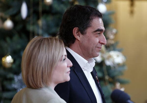 MOSCOW, RUSSIA - DECEMBER 24, 2020: Russia s Culture Minister Olga Lyubimova (L) and actor Alexander Izraelson awarded an Order for Merit to the Fatherland 2nd class during a ceremony at the Beethoven Concert Hall of the Bolshoi Theater. Artyom Geodakyan TASS  TS0F2B56