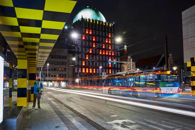 Advent calendar at the Anzeiger tower at the Steintor Hanover, 24 12 2020 Foto:xU.xStammx xFuturexImage