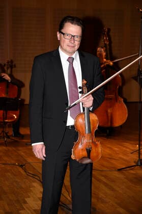 Winfried Grabe at the streaming recordings of the New Years Eve concert of Ensemble Haar in the Bürgersaal Haar, 29 12 2020 Foto:xS.xAdamx xFuturexImage
