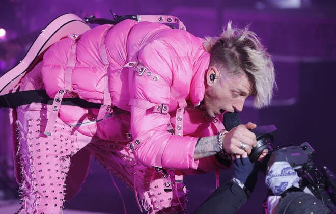 Entertainment Bilder des Tages Machine Gun Kelly performs in Times Square on New Year s Eve on Thursday, December 31, 2020 in New York City. Pool  NYPX20201231223 GaryxHershorn