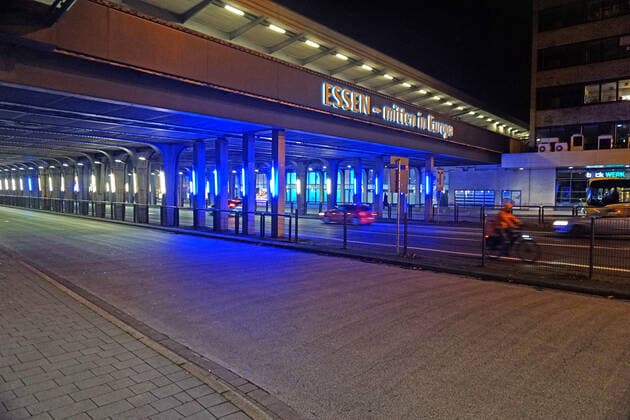 Hardly any life on the streets in the lockdown evening on New Years Day 2021 with empty streets after the turn of the year during the lockdown Essen North Rhine Westphalia Germany city center