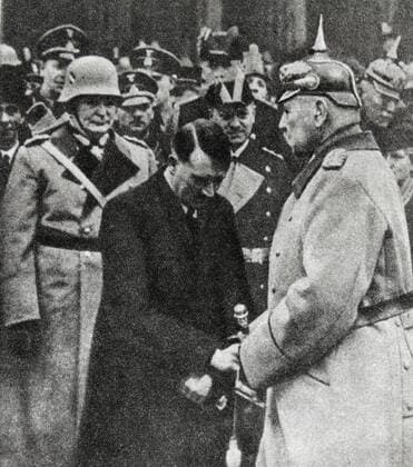 The alliance between militarism and fascism. President P. Hindenburg, Chancellor A. Hitler, G. Goering. 1933 The alliance between militarism and fascism. President P. Hindenburg, Chancellor A. Hitler, G. Goering. 1933 Copyright: WorldxHistoryxArchive 917_05_WHA_153_0501