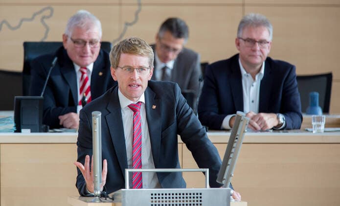Kiel, Germany 07 November 2018 Landtag Schleswig Holstein Current hour 07 11 2018 State Premier Daniel Günther Guenther CDU Landtag Schleswig Holstein Copyright: xFotostandx xJakocsx