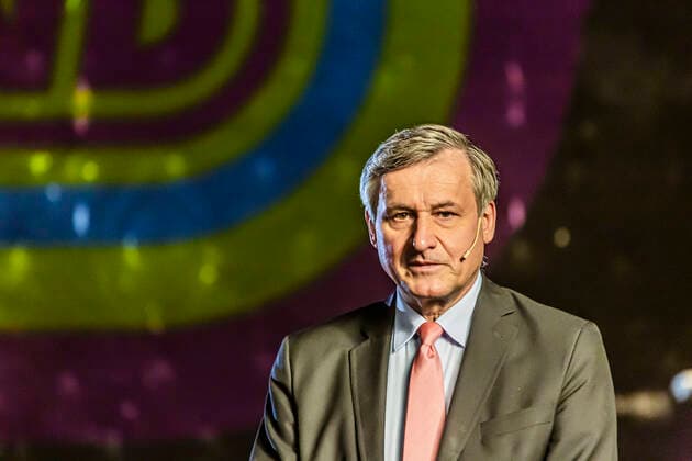 Traditionelles Dreikönigstreffen 2021 der FDP in Stuttgart. Aufgrund der Corona-Pandemie wurde die digitale Kundgebung live aus dem Opernhaus ohne Besucher übertragen. Dr. Hans-Ulrich RÜLKE (MdL, Vorsitzender der FDP DVP-Landtagsfraktion Ba-Wü.) Deutschland, Baden-Württemberg, Stuttgart, 06.01.2021. *** Traditional Epiphany 2021 of the FDP in Stuttgart Due to the Corona Pandemic, the digital rally was broadcast live from the Opera House without visitors Dr Hans Ulrich RÜLKE MdL, Chairman of the FDP DVP Landtagsfraktion Ba Wü Germany, Baden Wuerttemberg, Stuttgart, 06 01 2021