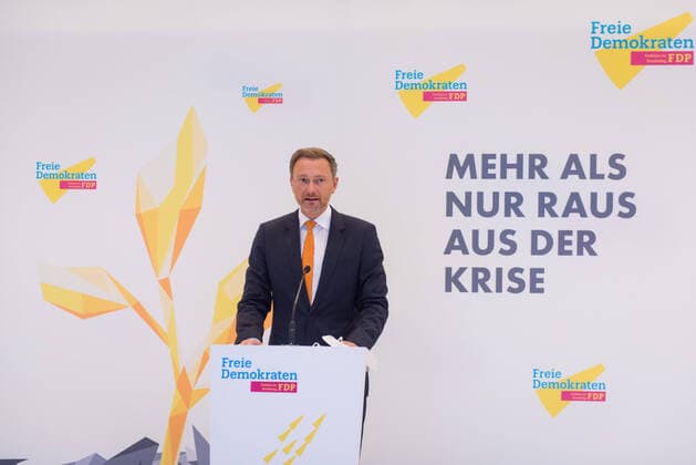 Berlin, Christian Lindner gives press conference in the Bundestag Germany, Berlin 12 01 2021 Christian Lindner Federal Chairman FDP gives press conference before the meeting of the FDP parliamentary group in the German Bundestag to see Berlin Bundestag Berlin Germany