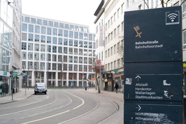 Bremen city centre largely empty streets during Corona lockdown in January 2021 Bremen city centre largely empty streets during Corona lockdown in January 2021 , Bremen Bremen Germany city centre
