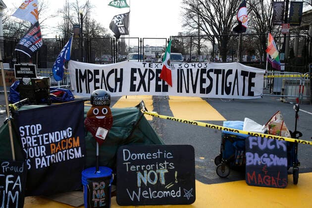 January 19, 2021, Washington, United States: Signs and and banners against President Trump are displayed at the Black Lives Matter plaza..After the January 6th riots at the US Capitol, the FBI has issued a statement warning of further threats to the nation™s capital as well as in all fifty states. In the waning hours of the current administration some 25,000 National Guardsmen have been deployed to the city to stand guard in preparation for Joe Biden™s inauguration as the 46th U.S. President. Washington United States - ZUMAs197 20210119_zaa_s197_245 Copyright: xJohnxLamparskix