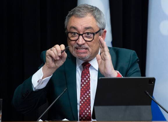 January 21, 2021, Quebec, PQ, Canada: Horacio Arruda, Quebec director of National Public Health resends to reporters questions during a news conference on the COVID-19 pandemic, Thursday, January 21, 2021 at the legislature in Quebec City. Quebec Canada  - ZUMAc35_ 20210121_zaf_c35_041 Copyright: xJacquesxBoissinotx