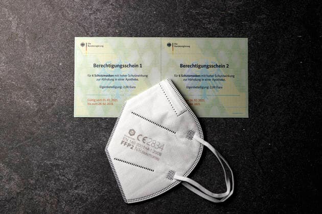 Bundesdruckerei has sent out forgery-proof authorization vouchers for FFP2 masks to German health insurance companies Once insured persons have received these vouchers, they can use them to obtain FFP2 masks or other equivalent masks from pharmacies Topic image, symbol image Foto:xC.xHardtx xFuturexImage