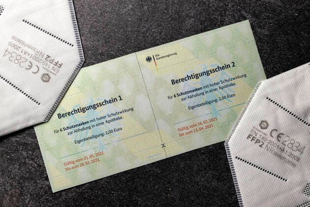 Bundesdruckerei has sent out forgery-proof authorization vouchers for FFP2 masks to German health insurance companies Once insured persons have received these vouchers, they can use them to obtain FFP2 masks or other equivalent masks from pharmacies Topic image, symbol image Foto:xC.xHardtx xFuturexImage