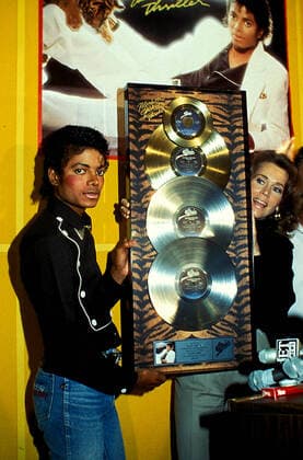 Michael Jackson and Jane Fonda at the Platinum status presentation for his Thriller album on February 25, 1983 1980 Copyright: xRalphxDominguez MediaPunchx