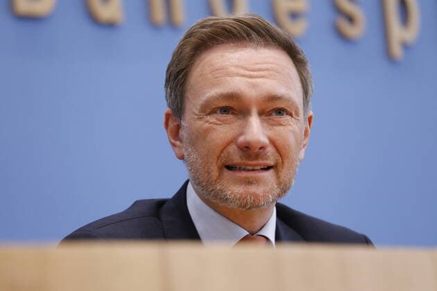 Christian Lindner, FDP, parliamentary party leader, Germany, Berlin, Federal Press Conference, Topic Lessons from one year of Corona in Germany