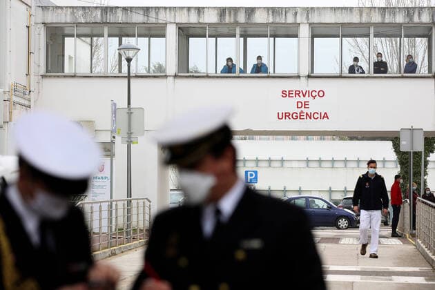 January 26, 2021, Lisbon, Portugal: Military Healthcare personnel are seen at the Military Hospital in Lisbon, Portugal on January 26, 2021. The Military Hospital is expanding it s number of beds available to take COVID-19 patients from the National Health Service, when Portugal on Tuesday saw another 291 deaths associated with Covid-19 in the previous 24 hours, the highest daily figure since the start of the pandemic, and 10,765 new confirmed cases of infection. Lisbon Portugal - ZUMAf123 20210126_zap_f123_018 Copyright: xPedroxFiuzax