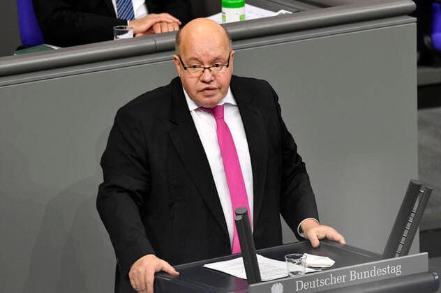 Peter Altmaier at the 206 session of the German Bundestag in the Reichstag building Berlin, 28 01 2021 Foto:xF.xKernx xFuturexImage
