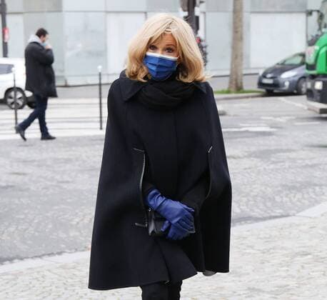 Bilder des Jahres 2021, Entertainment 01 Januar hommage a Pierre Cardin a l eglise de la Madeleine en presence de Brigitte Macron CELEBRITIES: hommage a Pierre Cardin - Paris - 29 01 2021 JonathanRebboah Panoramic  PESRK24022012