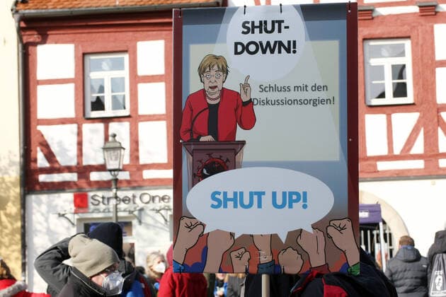 News Bilder des Tages Angela Merkel , Querdenker Demonstration gegen Corona Massnahmen during the Hard Lockdown of the Covid 19 Coronavirus Pandemie in Lauf an der Pegnitz , Bayern , Deutschland . January 31 , 2021.