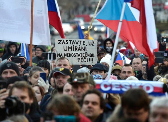 Hundreds of people are protesting against the government anti-coronavirus lockdown measures in the upper part of Wenceslas Square in Prague centre, Czech Republic, on January 31, 2021, and the police were monitoring the demonstration. (CTKxPhoto MichaelaxRihova) CTKPhotoP202101310477801  mir 4