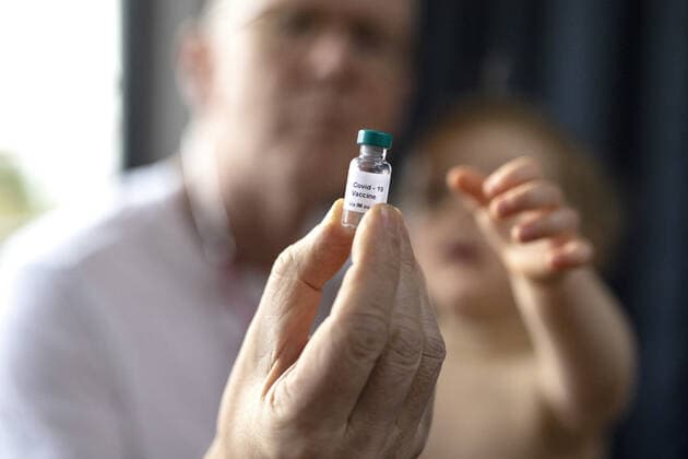 Thema: Impfung von Kleinkindern Bonn Deutschland *** Topic Vaccination of young children Bonn Germany Copyright: xUtexGrabowsky photothek.netx