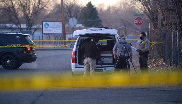 February 1, 2021, Albuquerque, NEW MEXICO, USA: 020121.Albuquerque Police and BCSO investigate a fatal deputy involved shooting at Atrisco and San Ygnacio SW .Photographed on Monday February 1, 2021. Albuquerque USA - ZUMAab1_ 20210201_zaf_ab1_002 Copyright: xAdolphexPierre-Louis Journalx