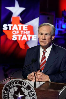 February 1, 2021, Lockhart, Texas, USA: Texas Governor GREG ABBOTT prepares to deliver his annual State of the State speech at Visionary Fiber Technologies outside Lockhart. Abbott proposed expansion of telemedicine and increased broadband access for rural Texans and also praised the continued strength of the Texas economy. Lockhart USA - ZUMAd150 20210201_znp_d150_007 Copyright: xBobxDaemmrichx
