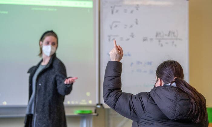 Classes of a high school graduating class at the IGS in Oyten PHOTO C Björn Hake, Oyten Germany Copyright: xBjörnxHakex