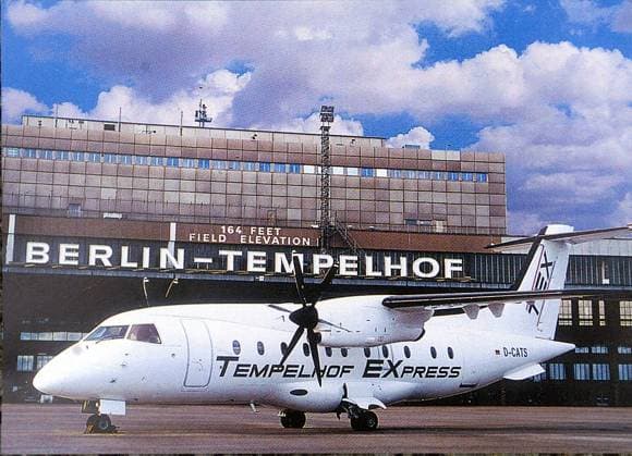 Foto: Henry H. Herrmann Thema: Reppro: Flughafen tempelhof *** Photo Henry H Herrmann Subject Reppro Airport tempelhof Copyright: xIMAGOxHenryxH.xHerrmannx0172x3011518x