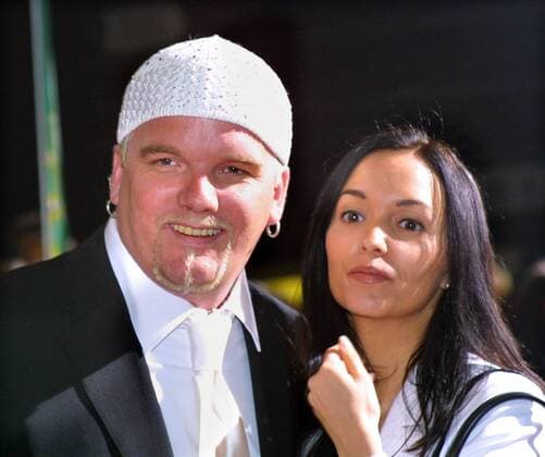 Echo 2002 Copyright IMAGO Herrmann Theme Award ceremony of the German Record Prize Echo 2002 in the ICC Berlin Arrival of the stars on the Red Carpet with DJ Ötzi Gerry Friedle with wife Sonja Copyright: xEventpressxHerrmannx