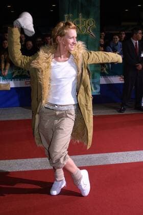 Echo 2002 Copyright IMAGO Herrmann Theme Award ceremony of the German Record Prize Echo 2002 at the ICC Berlin Arrival of the stars on the Red Carpet with Sandra Nacis of Guano Apes Copyright: xEventpressxHerrmannx