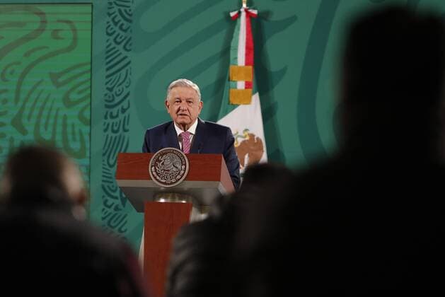 Mexican President Andres Manuel Lopez Obrador speaks during his morning press conference at the National Palace in Mexico City, Mexico, 08 February 2021. Lopez Obrador reappeared this Monday at his morning press conference after two weeks of isolation due to his infection with the SARS-CoV-2 coronavirus. We are here to continue fighting, to also thank many friends from abroad and all the people of Mexico, women, men, who expressed their desire for me to recover and move forward, he declared from the National Palace. Lopez Obrador reappears in public after recovering from covid-19 !ACHTUNG: NUR REDAKTIONELLE NUTZUNG!  Copyright: xJoséxMéndezx MEX4770 20210208-637483980588170115