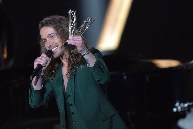 36e edition des VICTOIRES DE LA MUSIQUE. Pour sa 36eme edition, la ceremonie des Victoires de la musique se tiendra a la Seine Musicale de Boulogne Billancourt, sans public. BOULOGNE BILLANCOURT, FRANCE FEBRUARY 12 fevrier 2021. Julien Dore at 36th Victoires de la Musique held at La Seine Musicale in Bolougne Billancourt on February 12, 2021 france 264959 2021-02-13 France  Copyright: xFranckxCastel MPPx STAR_264959_104