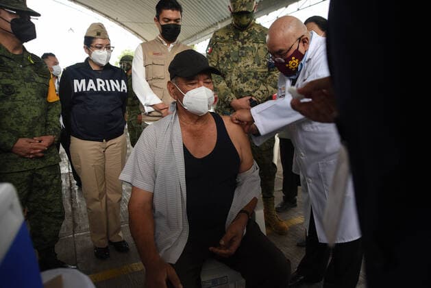 February 15, 2021: Adults over 60 years of age receive the first dose of the COVID-19 vaccine in the population of Puente Nacional , one of the most vulnerable in the state - ZUMAqp1_ 20210215_zip_qp1_001 Copyright: xHectorxAdolfoxQuintanarxPerezx