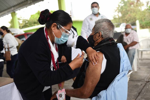 February 15, 2021: Adults over 60 years of age receive the first dose of the COVID-19 vaccine in the population of Puente Nacional , one of the most vulnerable in the state - ZUMAqp1_ 20210215_zip_qp1_011 Copyright: xHectorxAdolfoxQuintanarxPerezx