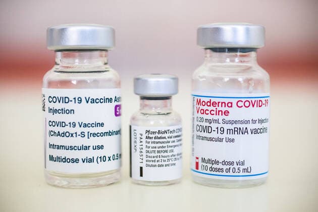 February 15, 2021, Kranj, Slovenia: In this photo illustration vials containing Pfizer-BioNtech, Moderna and AstraZeneca covid-19 vaccines that are currently available in Slovenia. Kranj Slovenia - ZUMAs197 20210215_zaa_s197_250 Copyright: xLukaxDakskoblerx