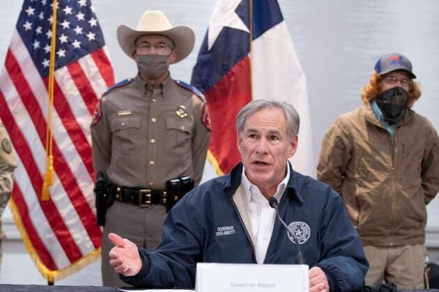 February 17, 2021, Austin, Texas, USA: Texas Gov. GREG ABBOTT and emergency officials talk with the press in the State Operations Center while Texas deals with record snow and bitter cold in all 254 counties. About a quarter of the state is still without power as officials deploy state resources on a multitude of fronts. Austin USA - ZUMAd150 20210217_znp_d150_014 Copyright: xBobxDaemmrichx