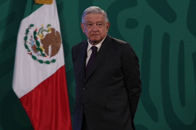 Blackouts In North Of County Press Conference MEXICO CITY, MEXICO - FEBRUARY 18: Mexico s President , Andres Manuel Lopez Obrador and Federal Commission of Electricity (CFE) Director Manuel Bartlett ( No in picture), during a press conference at National Palace; after Northern Mexico experienced blackouts for a as several power plants faced natural gas supply failures from Texas, where a freeze has left millions of users without lights on February 18, 2021 in Mexico City, Mexico Copyright: xIsmaelxRosasx EYEPIXGROUP_IR_18022021_3953