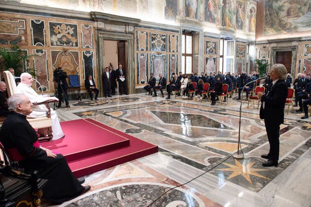 February 19, 2021 : pope francis receives in Audience the Sampdoria s Managers and Players at the Clementine Hall at the Vatican  Copyright: x VATICANxMEDIAx CPPx xIPAx x CatholicxPressxPhotox