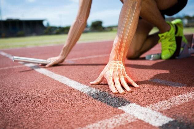 IMAGO Creative: Sport Start-Up Highlighted bones of man about to race Digital composite of highlighted bones of man about to race, model released, Cork, Ireland, 17.05.2017, 1002138.jpg, digital, digital composite, composite, computer graphic, graphic, action, athlete, athletic, sneakers, runner, race, sports, sporty, active, activity, physical activity, footwear, running track, starting point, bending, racing, highlighted, bone, skeleton, glow, glowing, fit, fitness, wellbeing, wellness, healthy, dedication, recreation, preparation, recreational pursuit, challenge, competition Outdoors,Day