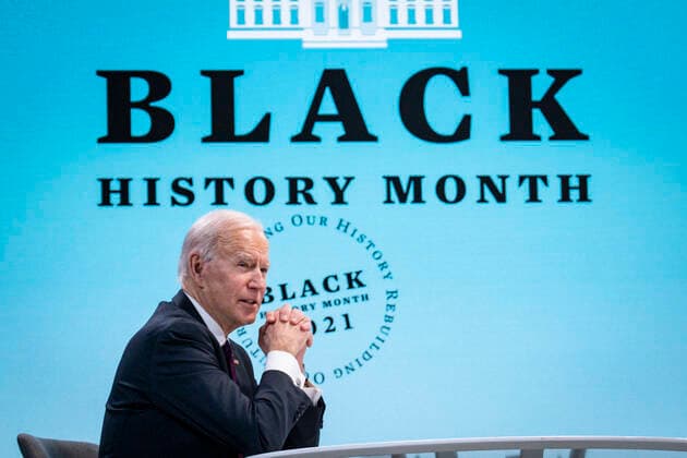News Bilder des Tages February 23, 2021, Washington, District of Columbia, USA: United States President Joe Biden participates in a virtual roundtable with Black essential workers, in the South Court Auditorium of the New Executive Building adjacent to the White House in Washington, D.C., on Tuesday, February 23, 2021 Washington USA - ZUMAs152 20210223_zaa_s152_352 Copyright: xPetexMarovichx