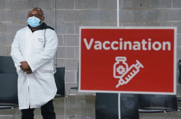 February 23, 2021, Montreal, PQ, Canada: A health-care worker waits for patients at a COVID-19 vaccination clinic in Montreal s Olympic Stadium on Tuesday, February 23, 2021. Montreal Canada  - ZUMAc35_ 20210223_zaf_c35_057 Copyright: xPaulxChiassonx