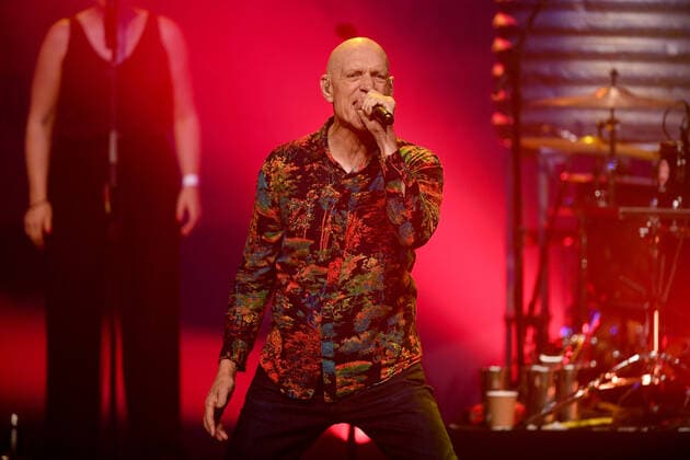 MIDNIGHT OIL MAKARRATA LIVE SYDNEY, Peter Garrett performs with Midnight Oil during a warm-up show ahead of their Makarrata Project tour, at the Enmore Theatre, in Sydney, Thursday, February 25, 2021. ( NO ARCHIVING, EDITORIAL USE ONLY, NO USE IN BOOKS WITHOUT CONSENT SYDNEY NSW AUSTRALIA  Copyright: xDANxHIMBRECHTSx 20210225001523163770